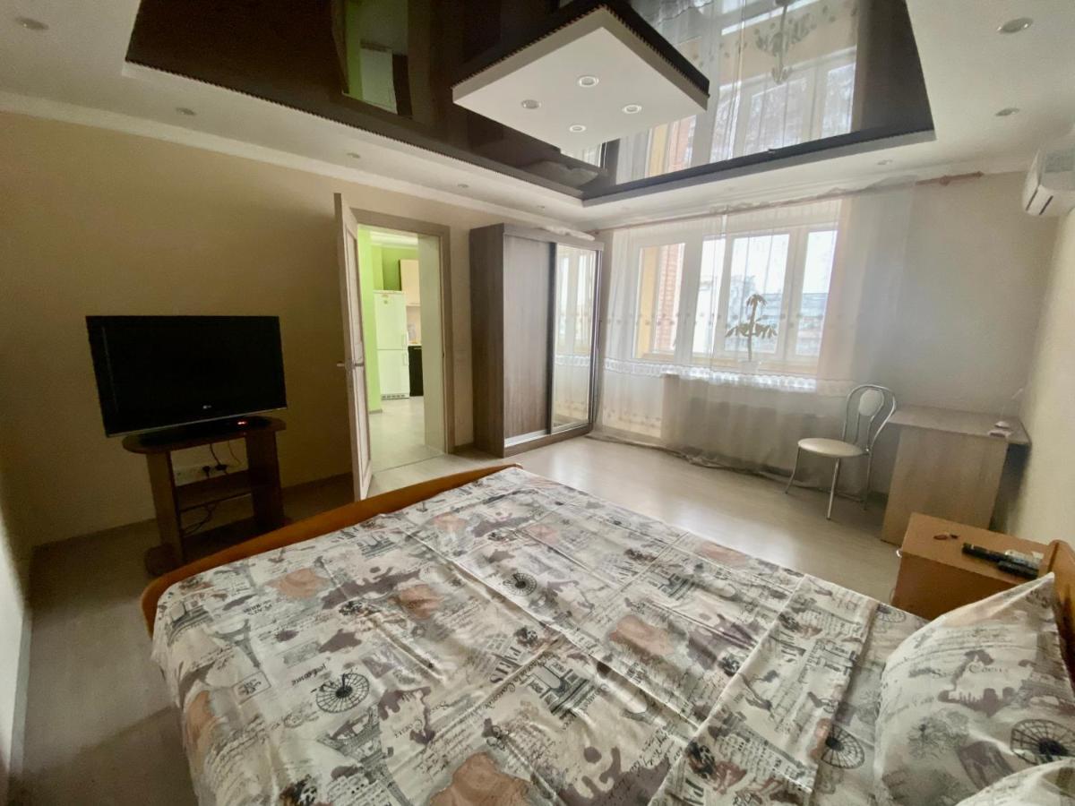Apartment On Khreshchatyk 200 Center Черкассы Экстерьер фото